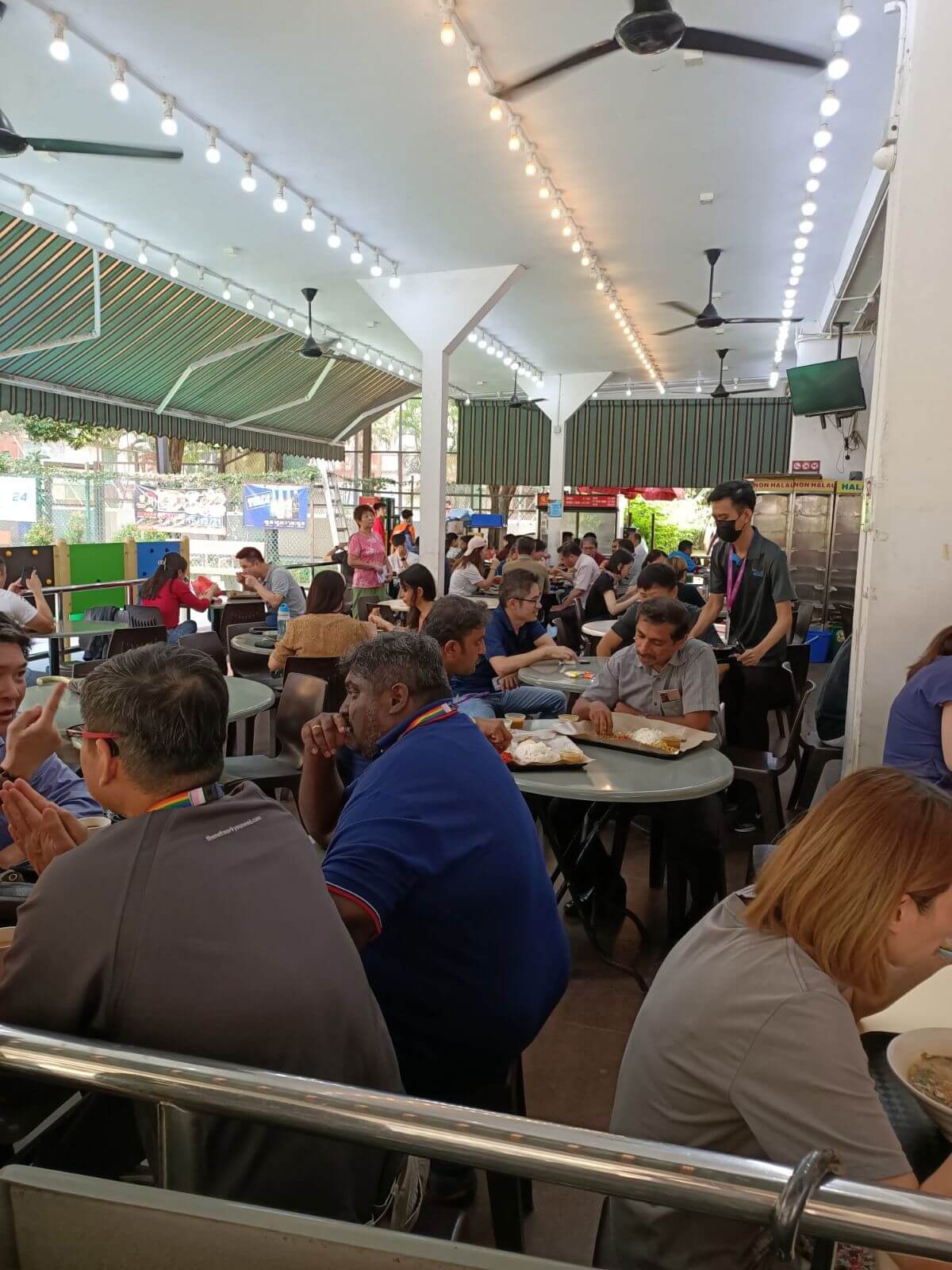  FOOD STALL FOR RENT@546 Serangoon 咖啡店档口摊位出租