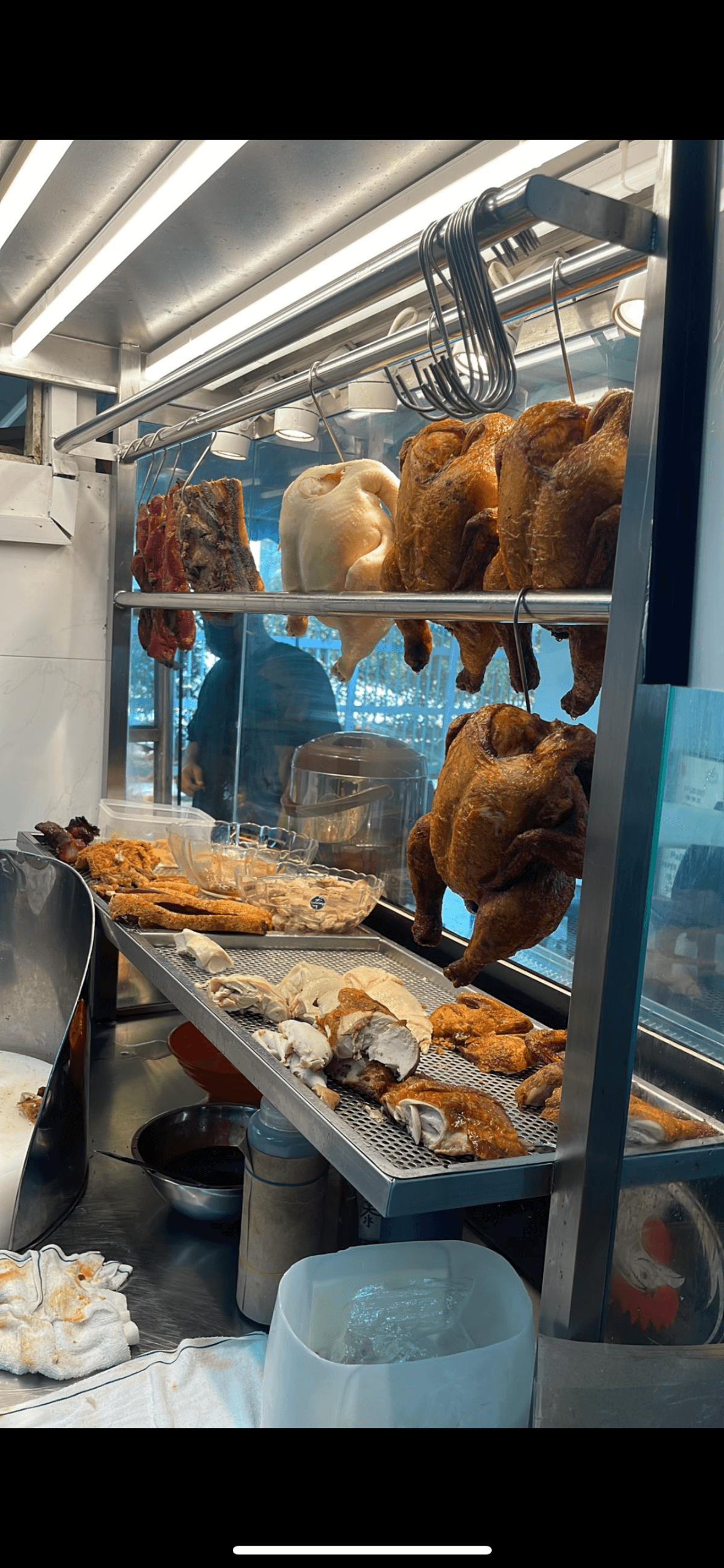 好地点 两间档口出让（底租金Letting 2 F&B units go at good locations ( Low rental) stalls fully fitted with equipment 