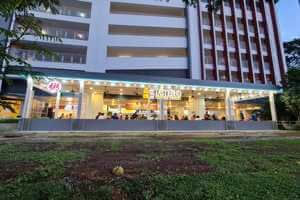 Face Main Road- Existing Zi Char for takeover.