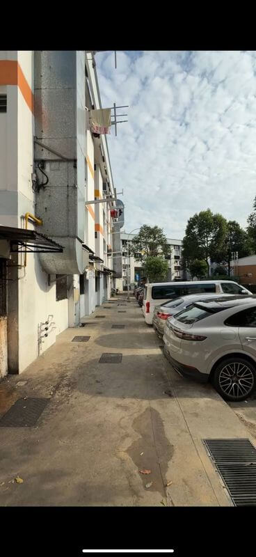 291 Yishun Street 22 coffeeshop for rent (High footfall)