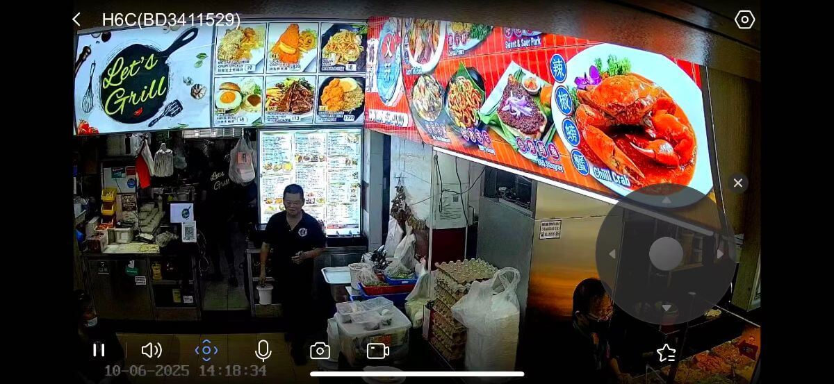 现有一个正在运营中且盈利良好的摊位对外出顶。 A well-operating and profitable stall is now available for takeover.