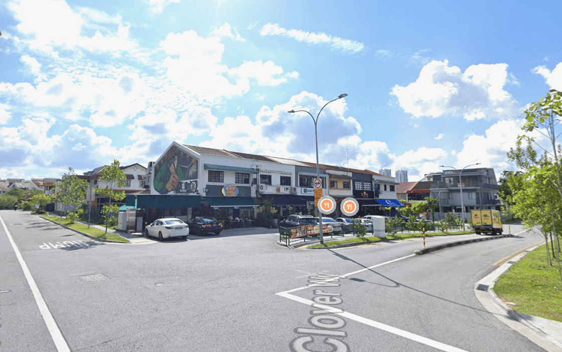 Strong Weekday Breakfast and Lunch Crowd