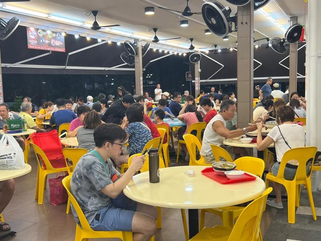 BEDOK CORNER STALL FOR RENT