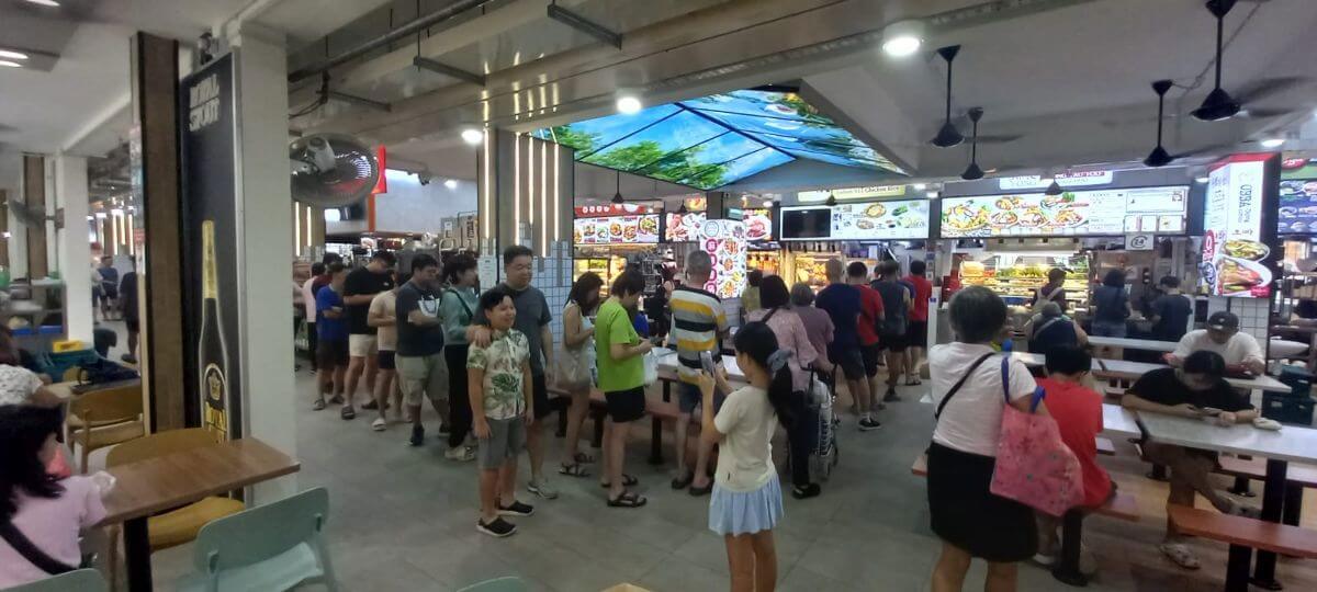 Serangoon Central srall for rent