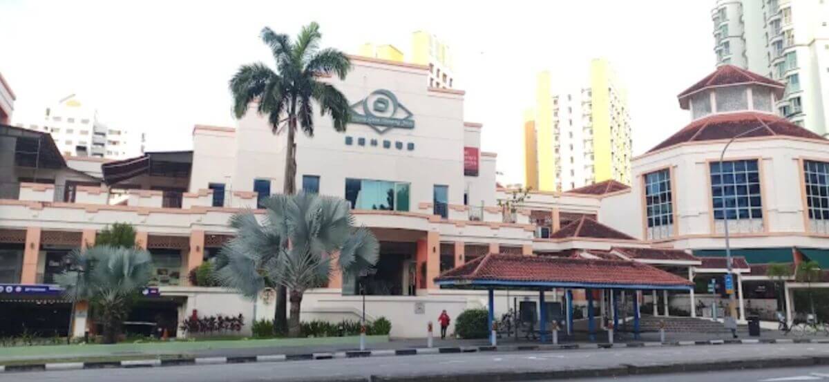 Soon to be renovated Hougang Green coffeshop stall to let 