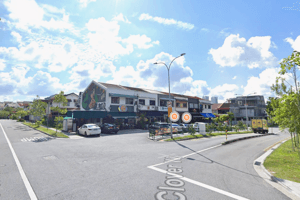 Strong Weekday Breakfast and Lunch Crowd